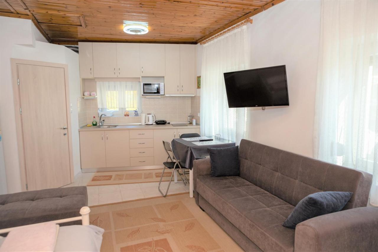 Safe And Cozy Studio In Xanthi! ภายนอก รูปภาพ