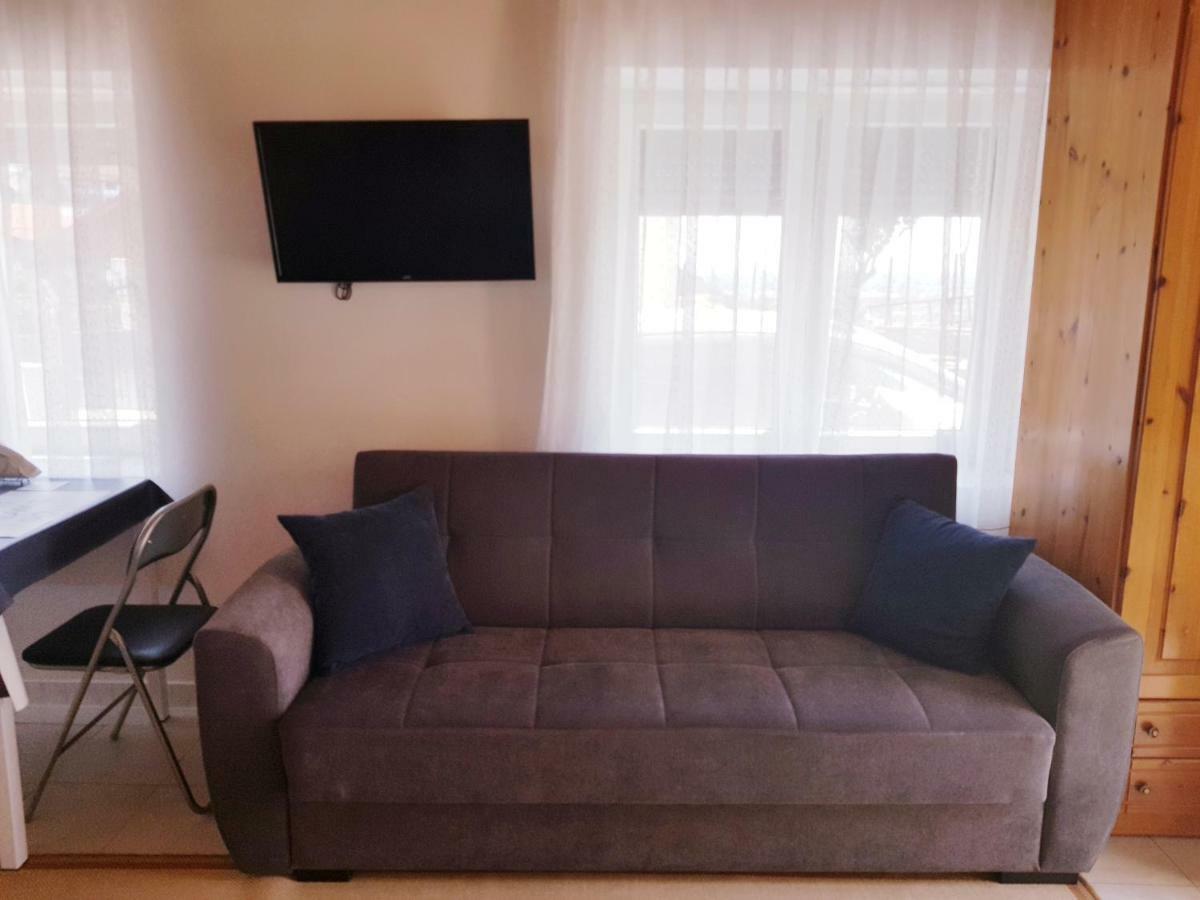 Safe And Cozy Studio In Xanthi! ภายนอก รูปภาพ